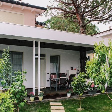Ivy Lalzi Bay Beach House Durrës Kültér fotó